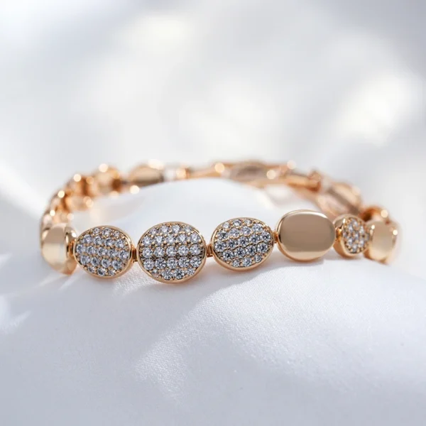Oval Link Vintage Luxury Bracelet – Rose Gold & Zircon - Image 3