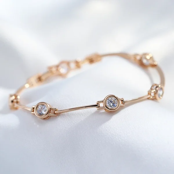 Elegant Luxury Bracelet – Rose Gold & Zircon - Image 3