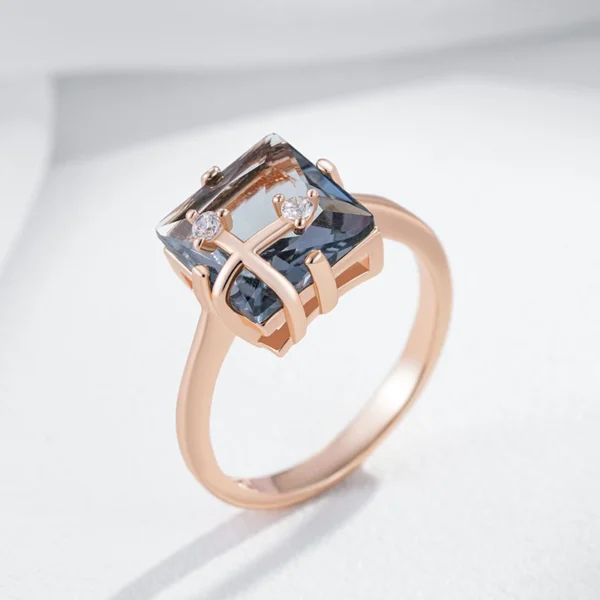 Shiny Grey Vintage Luxury Ring – Rose Gold & Zircon – Image 5