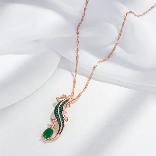 Green Lizard Luxury Pendant Necklace – Rose Gold & Zircon – Image 4